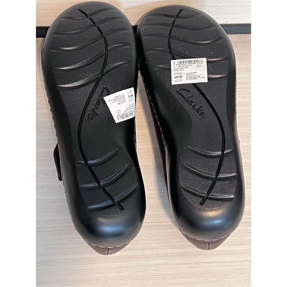 Clarks Women's Mary Jane Flats in Dark Brown - Picture 10 of 16